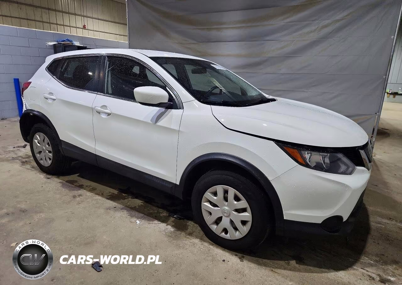 2019 Nissan Rogue Sport S VIN:JN1BJ1CR7KW315967 - 4