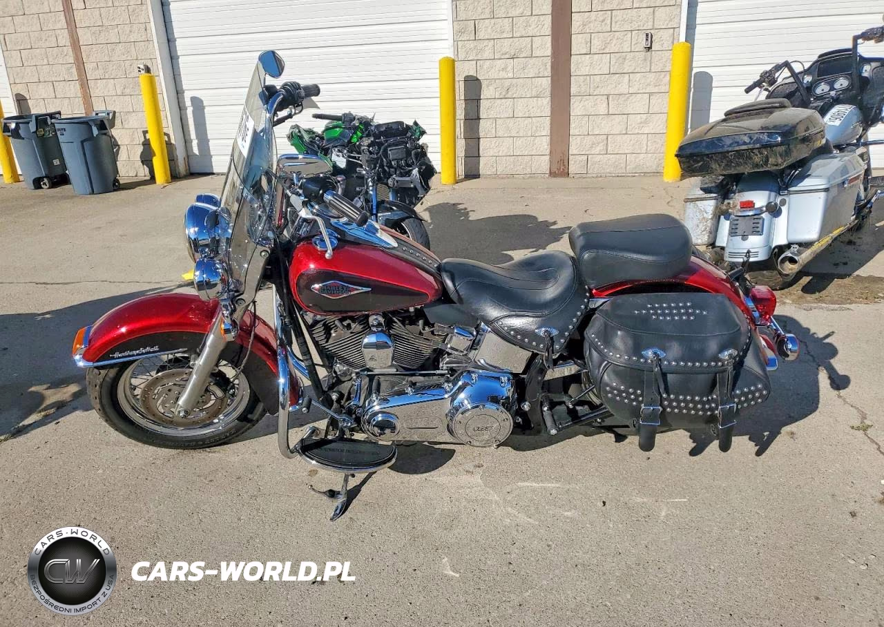 2012 Harley-Davidson Flstc Heritage Softail Classic VIN:1HD1BWV1XCB028849 - 3