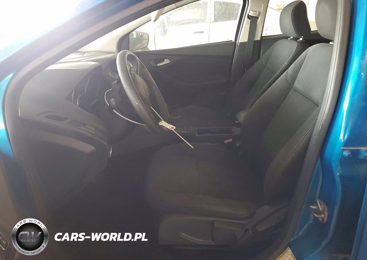 2016 Ford Focus Se VIN:1FADP3F27GL225117 - 7