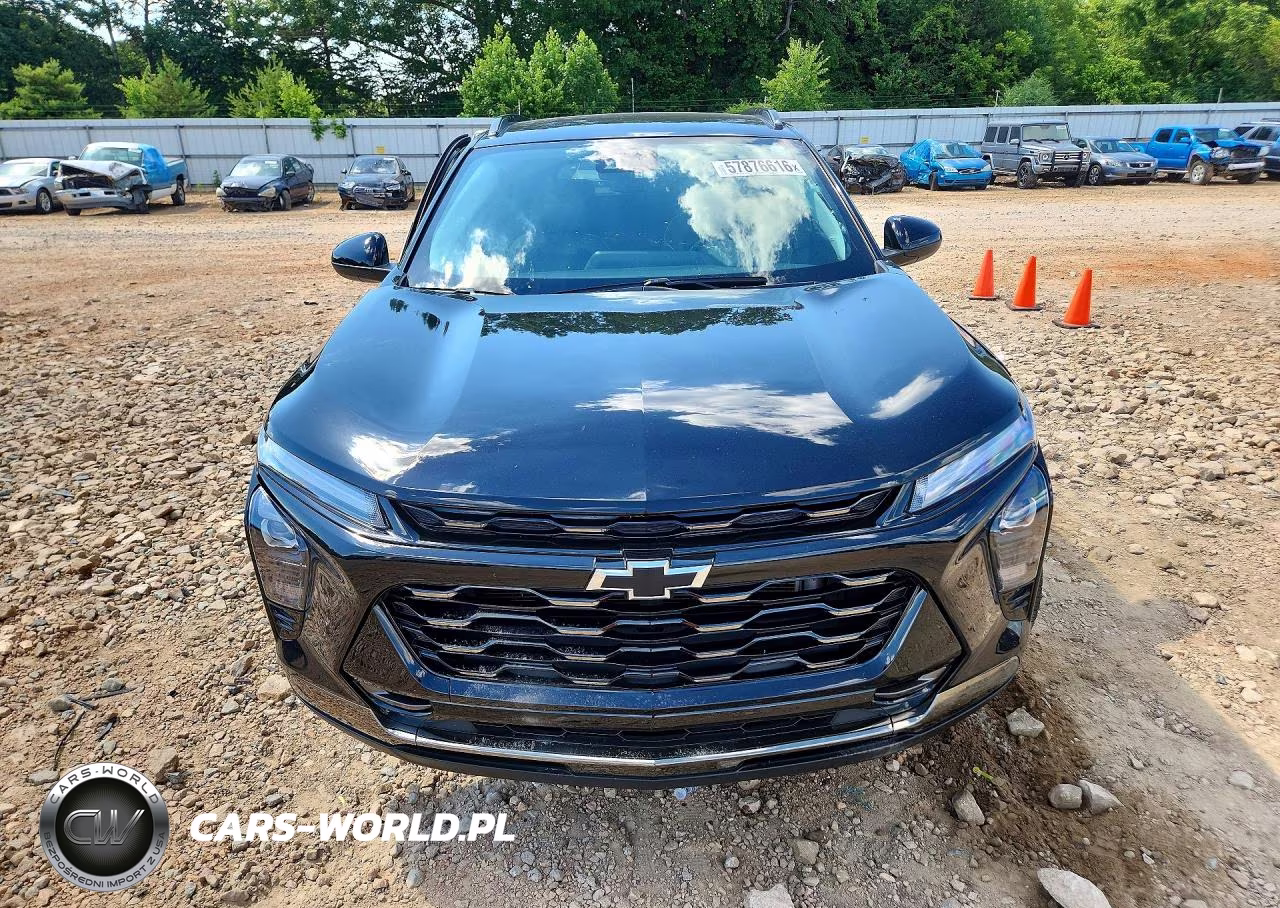 2025 Chevrolet Trax Activ VIN:KL77LKEP5SC032948 - 5