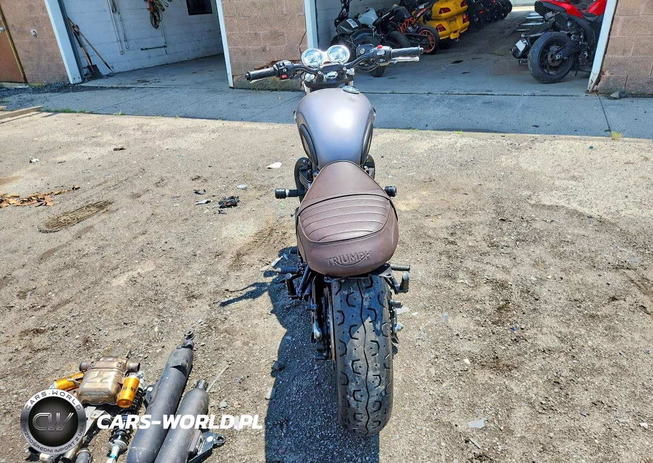 2018 Triumph Motorcycle Bonneville T120 VIN:SMTD40HL9JT882789 - 4