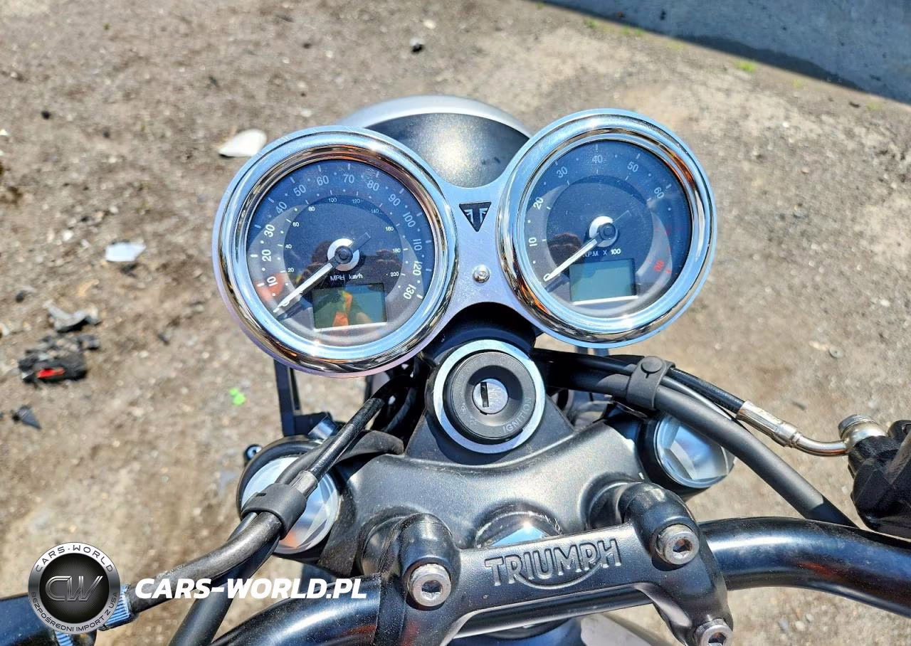 2018 Triumph Motorcycle Bonneville T120 VIN:SMTD40HL9JT882789 - 7