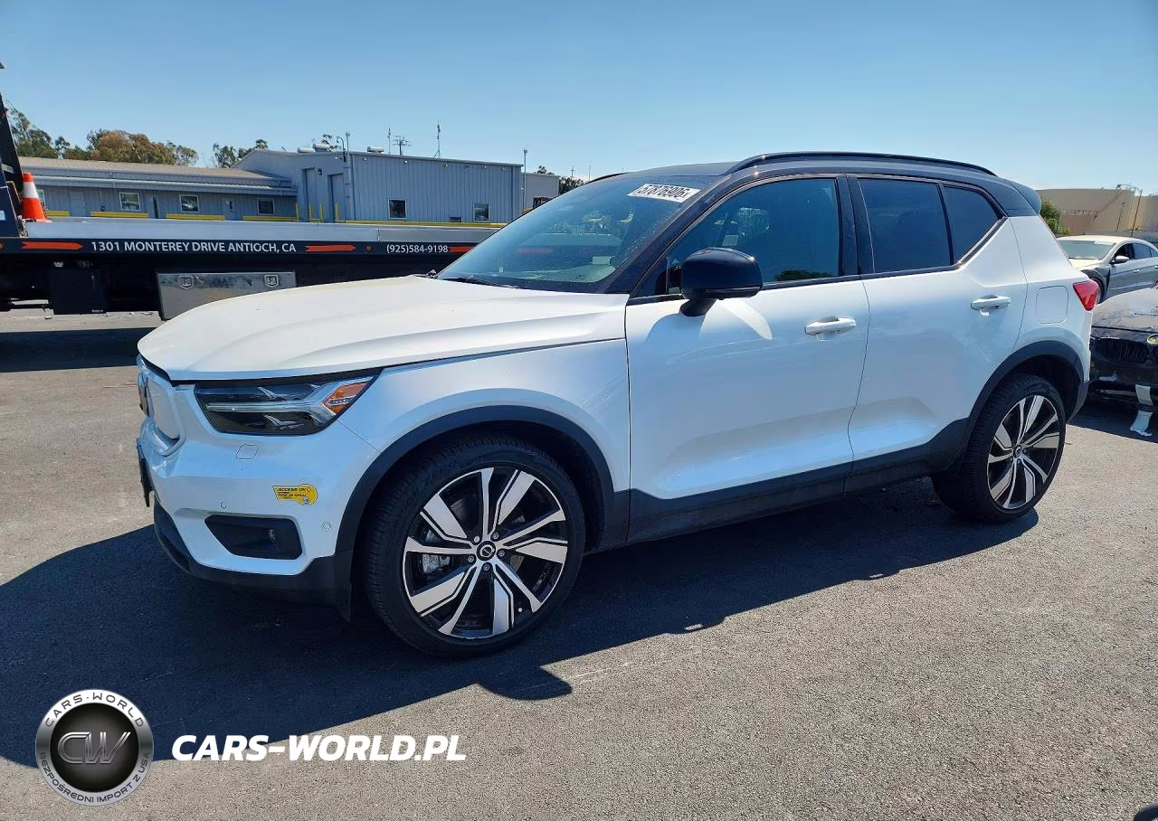 2022 Volvo Xc40 P8 Recharge Ultimate – zdjęcie 1 z 12