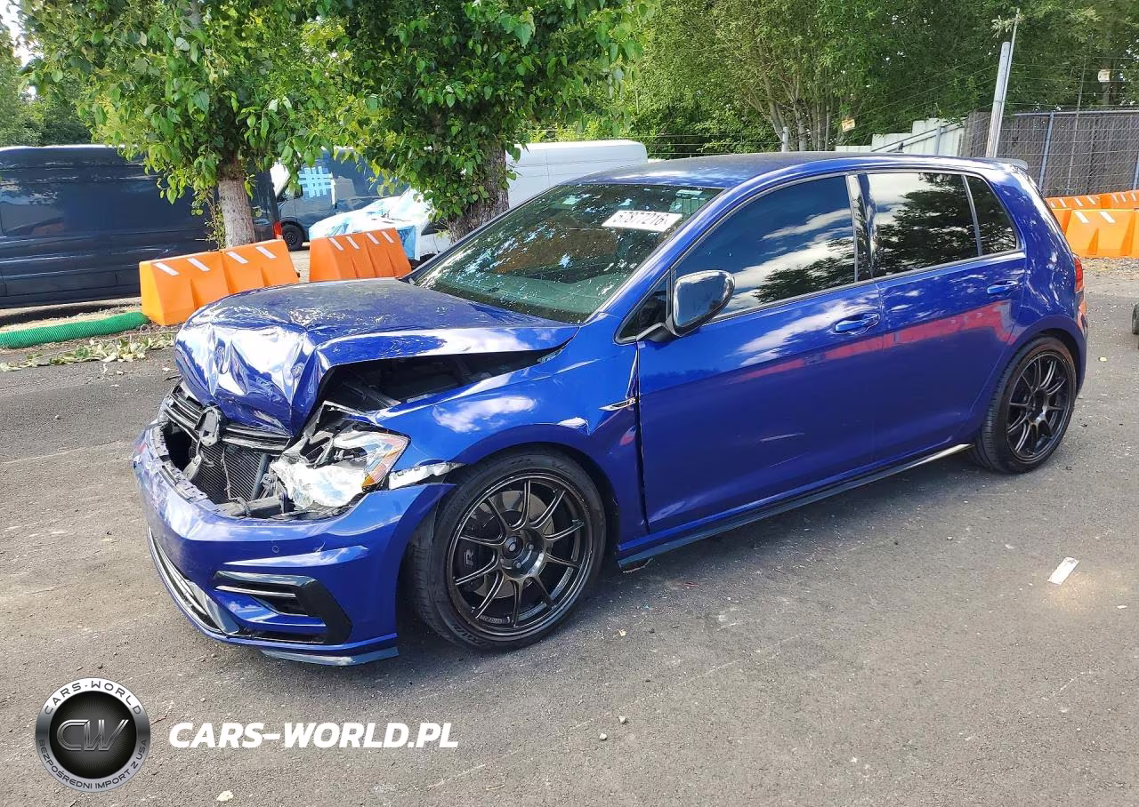 2018 Volkswagen Golf R