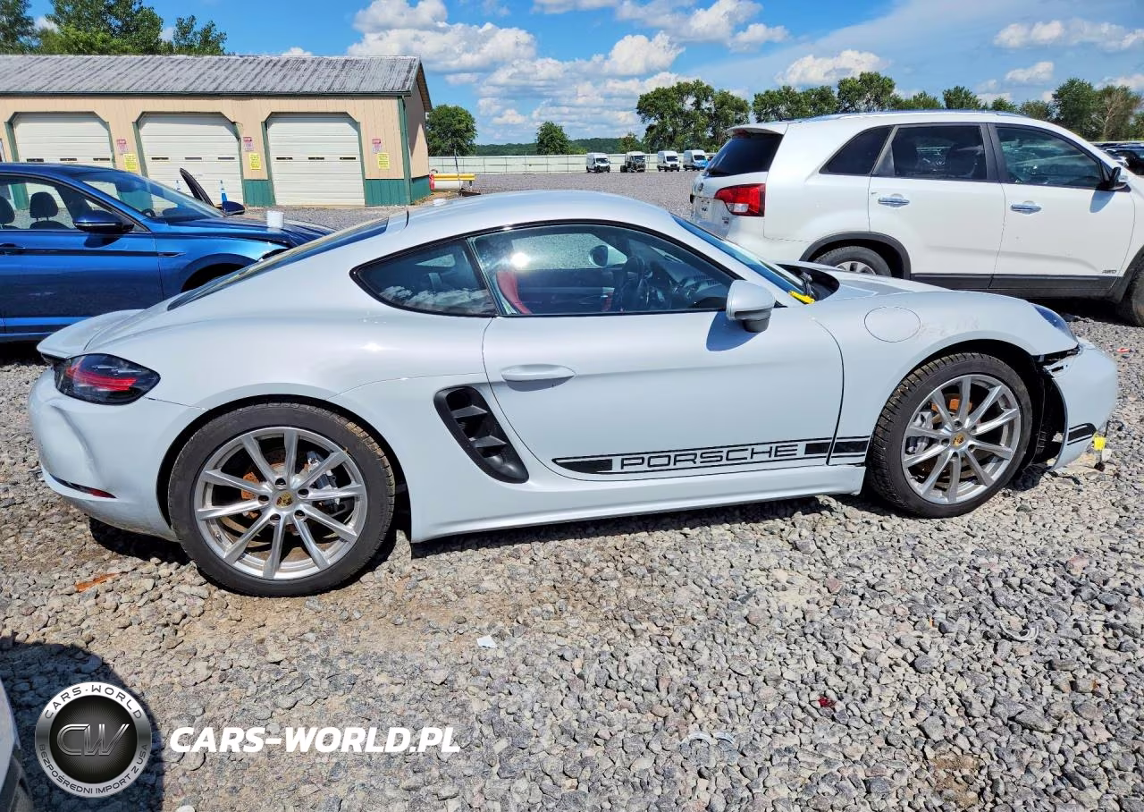 2024 Porsche Cayman Base VIN:WP0AA2A84RK255592 - 3