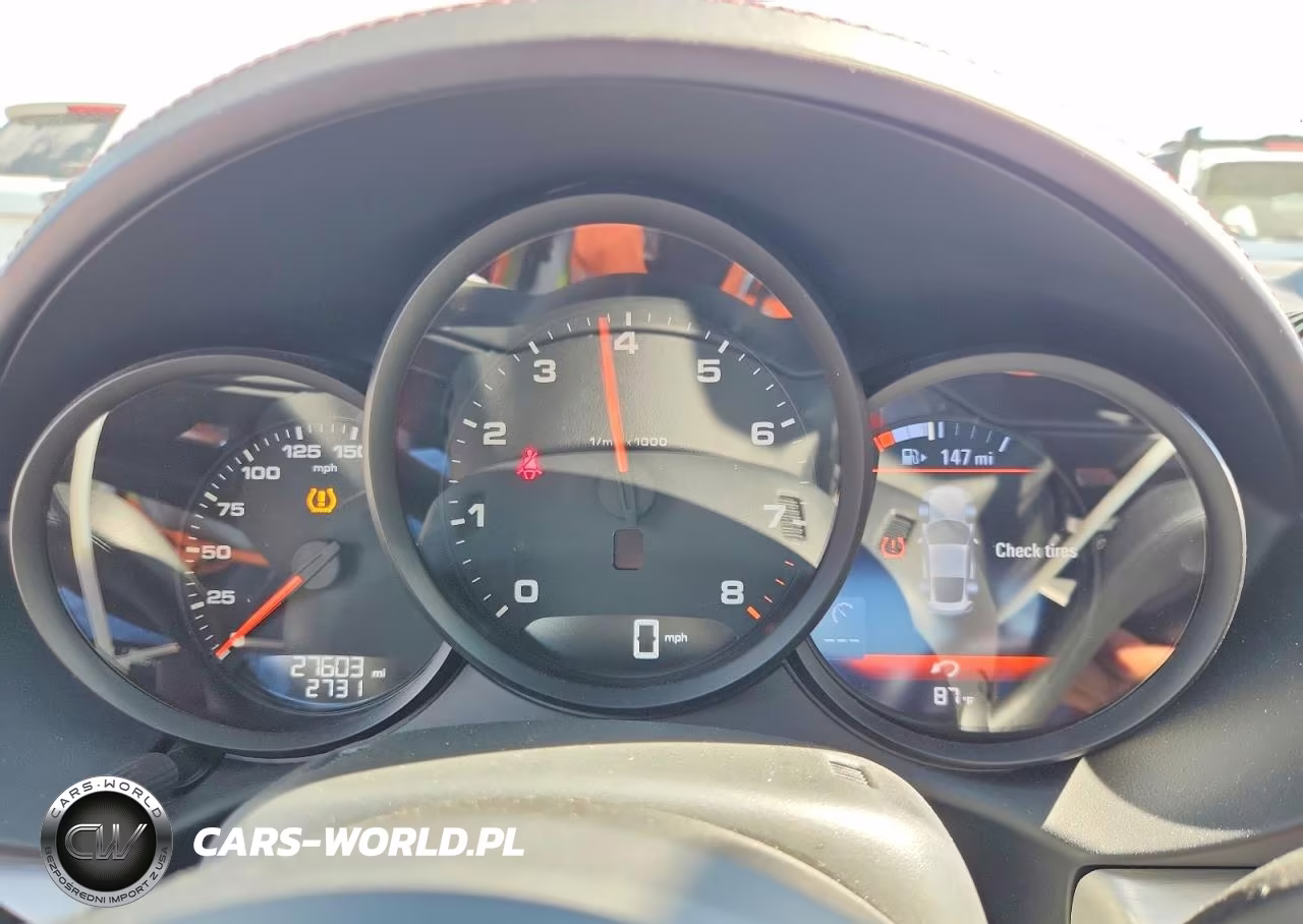 2024 Porsche Cayman Base VIN:WP0AA2A84RK255592 - 9