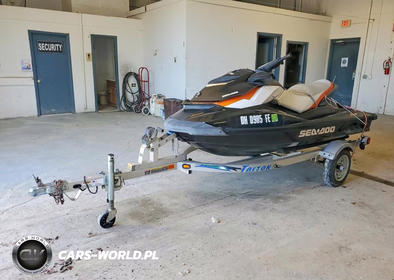 2015 Sea-Doo Brp VIN:YDV32944C313 - 2