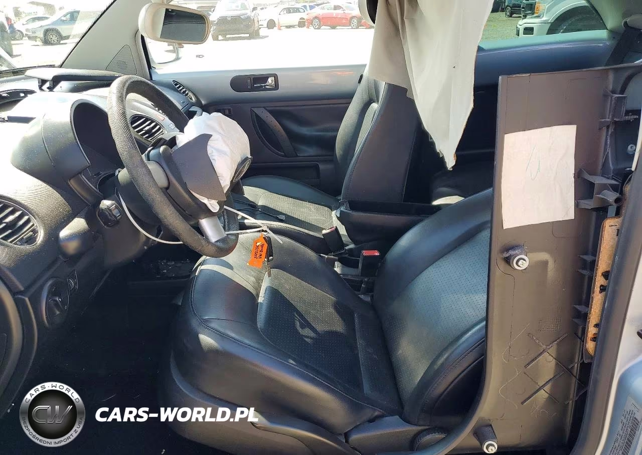 2010 Volkswagen New Beetle VIN:3VWPG3AG7AM020247 - 7