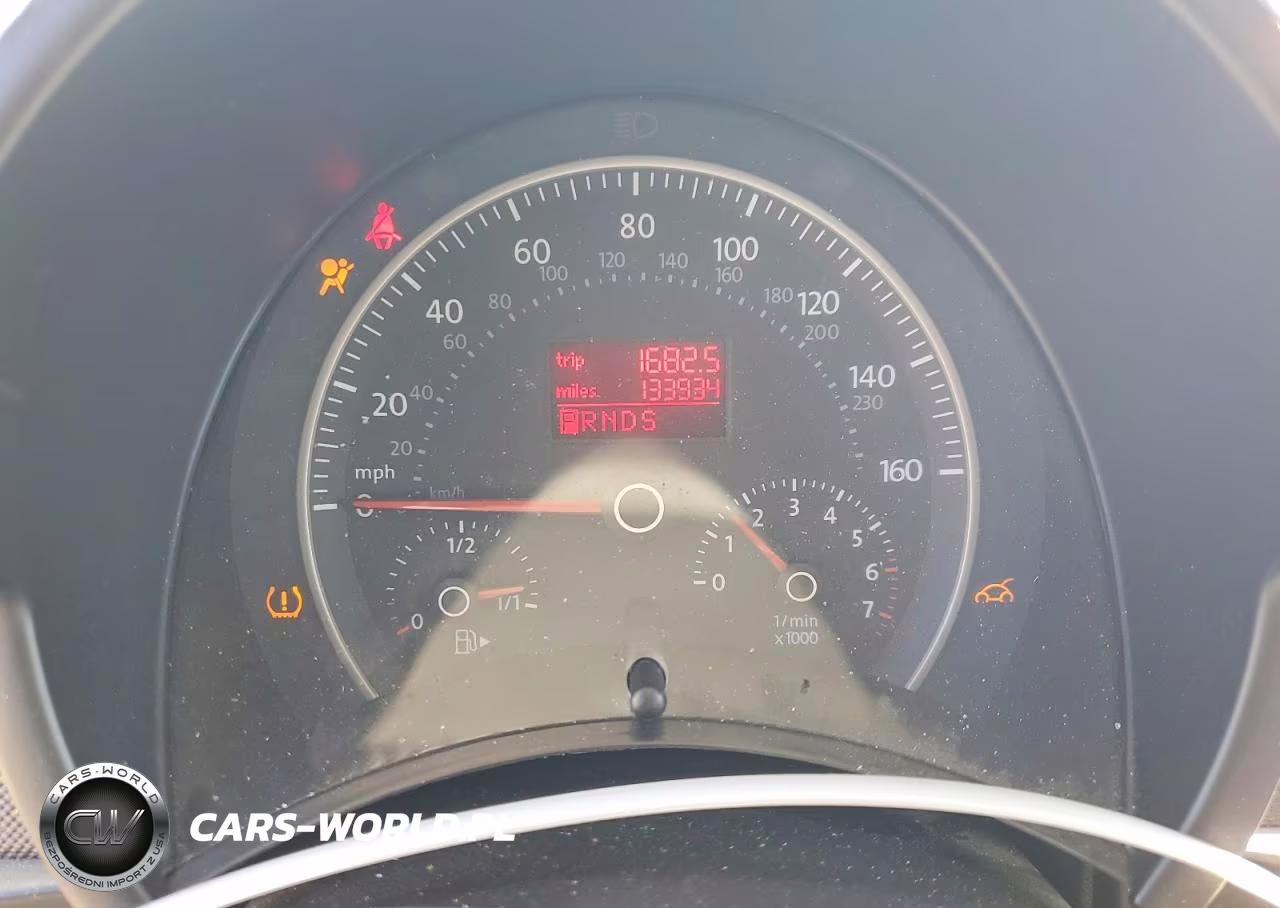 2010 Volkswagen New Beetle VIN:3VWPG3AG7AM020247 - 9