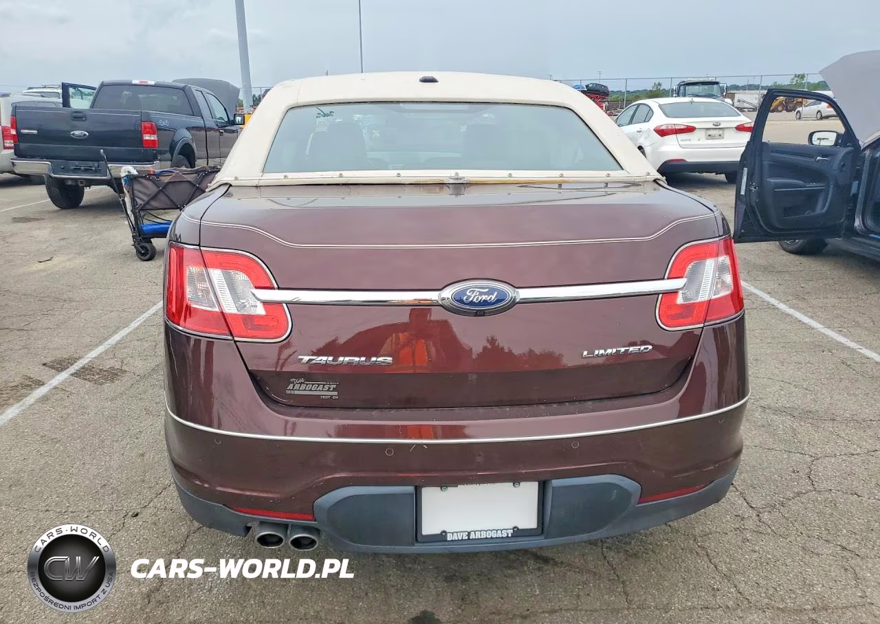2010 Ford Taurus Limited VIN:1FAHP2FW5AG136967 - 6
