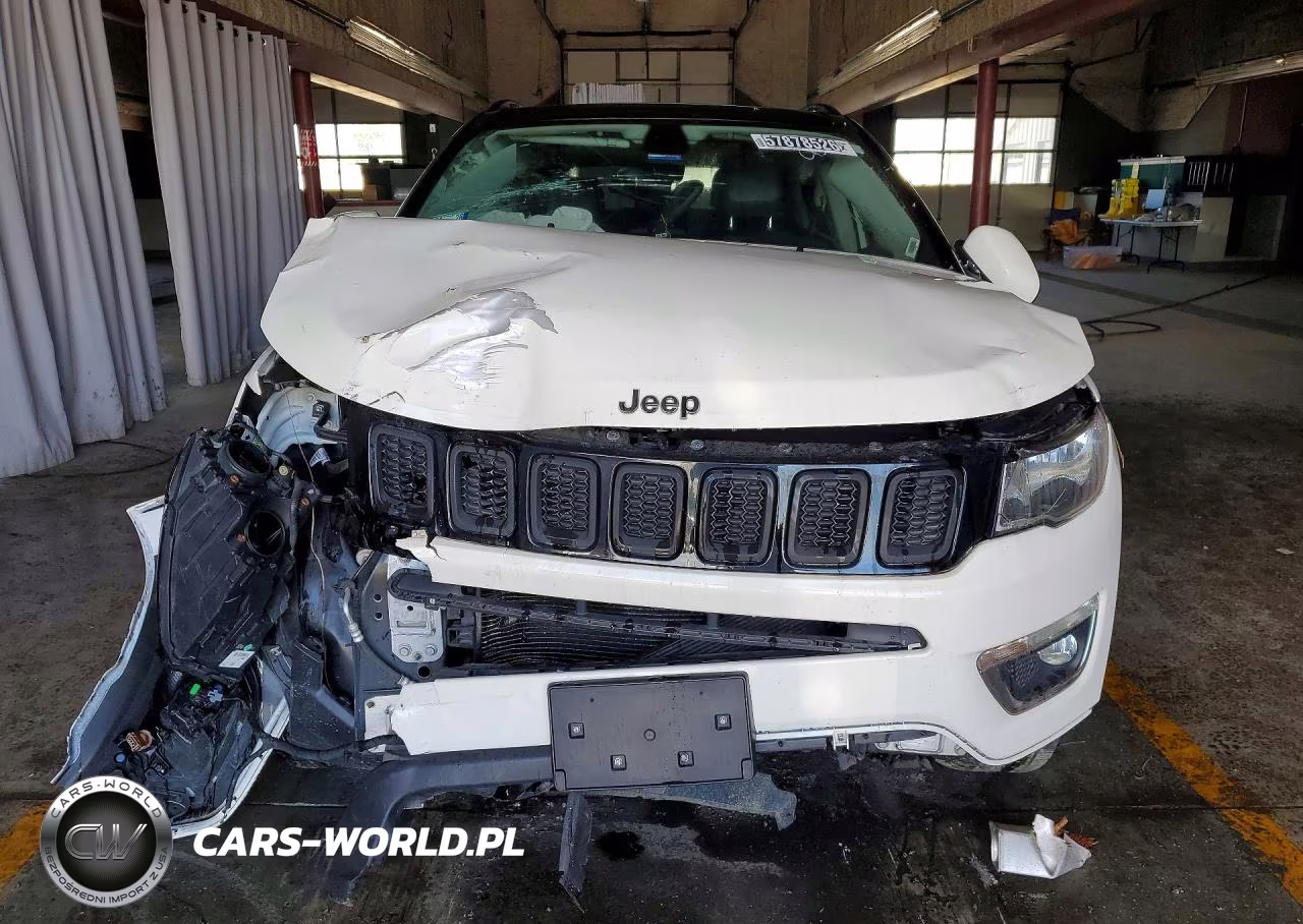 2018 Jeep Compass Limited VIN:3C4NJDCB9JT209569 - 5