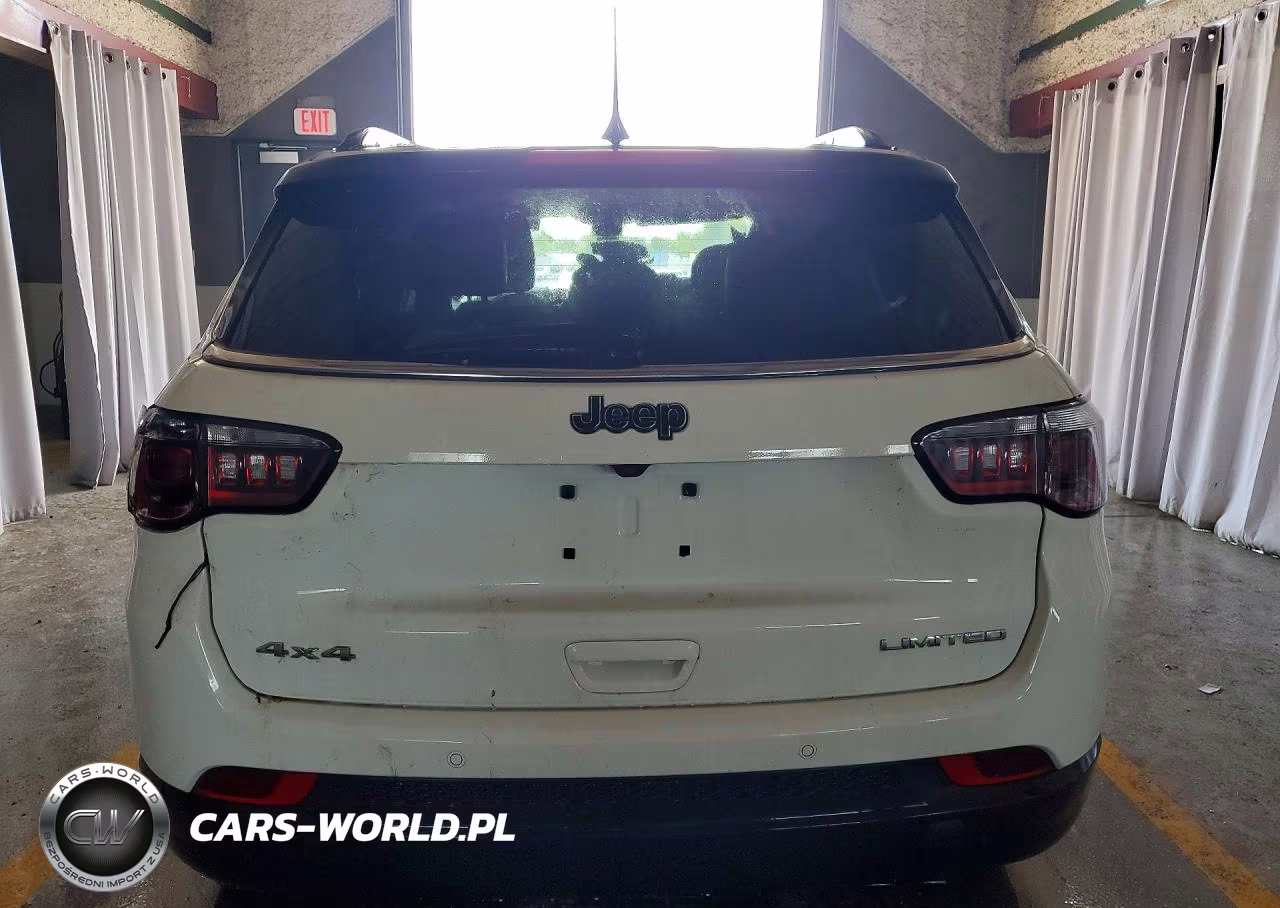 2018 Jeep Compass Limited VIN:3C4NJDCB9JT209569 - 6