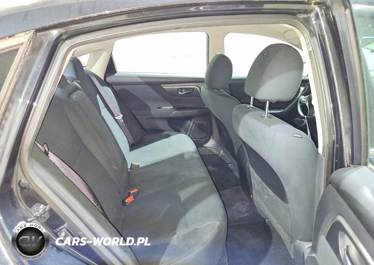 2015 Nissan Altima 2.5 S VIN:1N4AL3APXFN367448 - 10