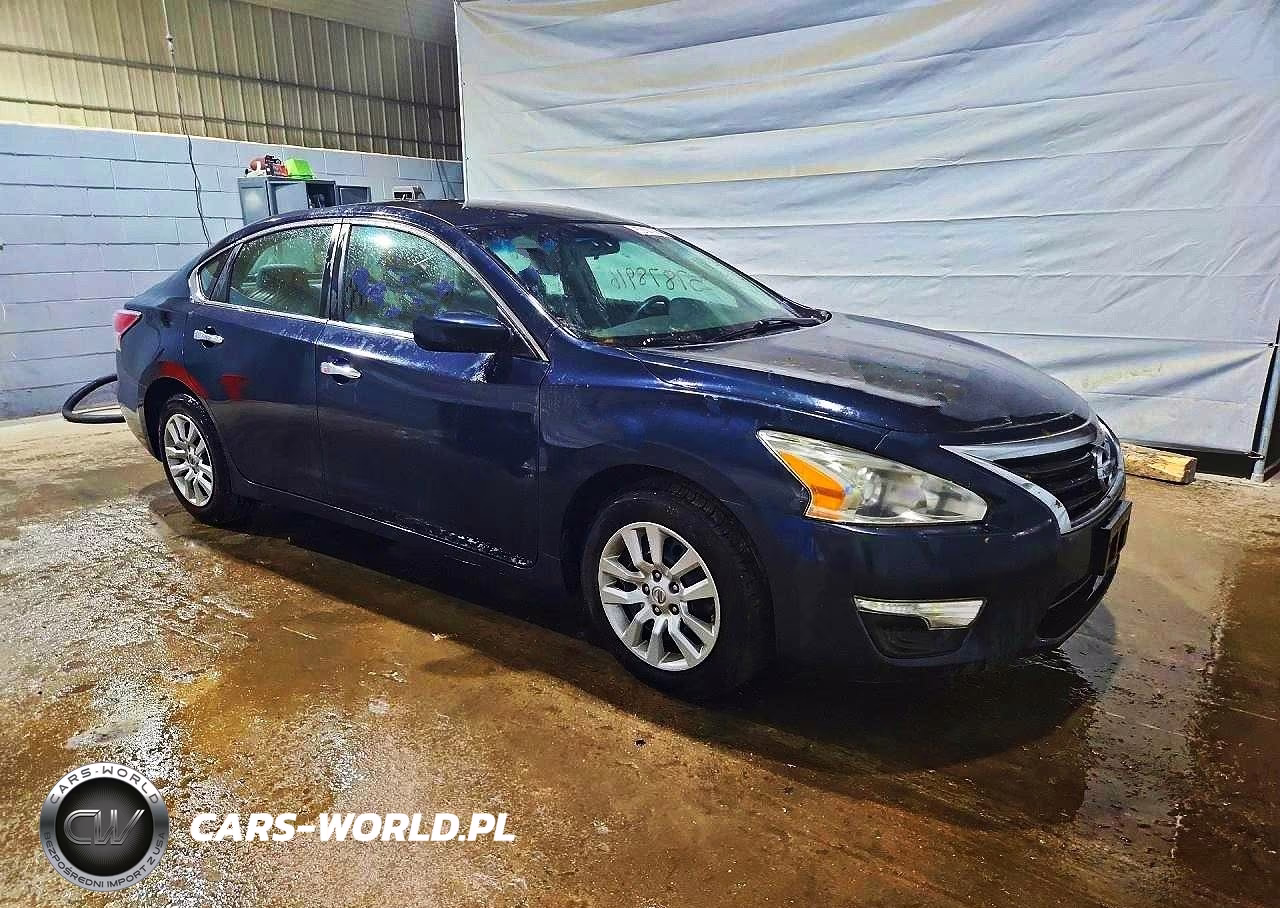 2015 Nissan Altima 2.5 S VIN:1N4AL3APXFN367448 - 4