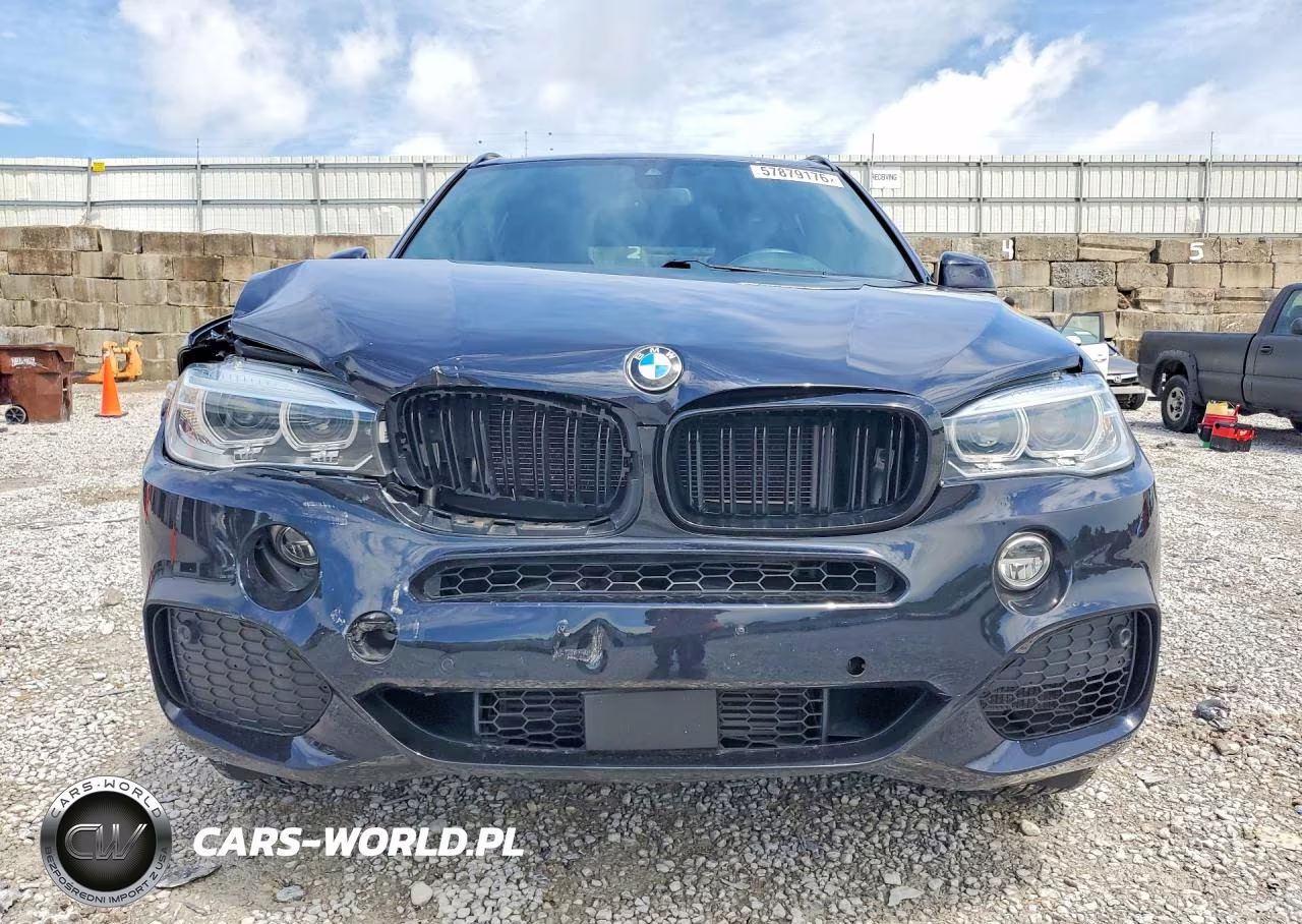 2018 BMW X5 VIN:5UXKT0C52J0V99877 - 5