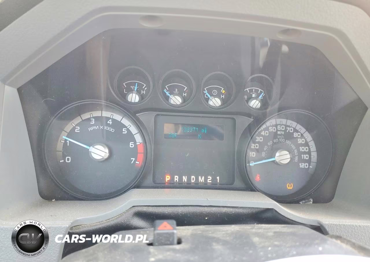 2015 Ford F350 Super Duty VIN:1FT8X3B6XFEB27092 - 9