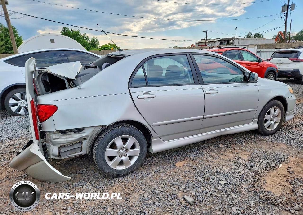2004 Toyota Corolla S VIN:2T1BR32E04C273086 - 3
