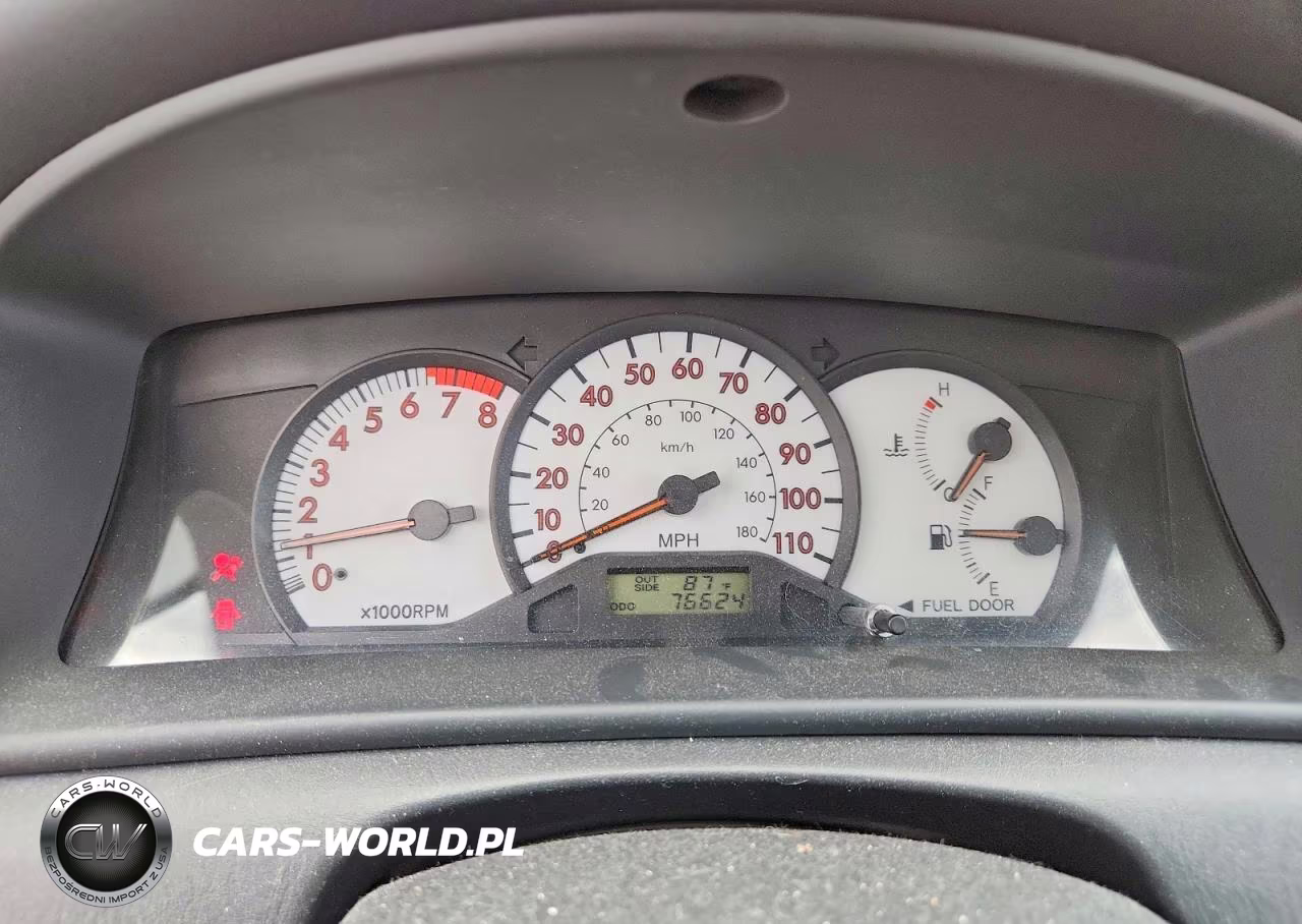 2004 Toyota Corolla S VIN:2T1BR32E04C273086 - 9