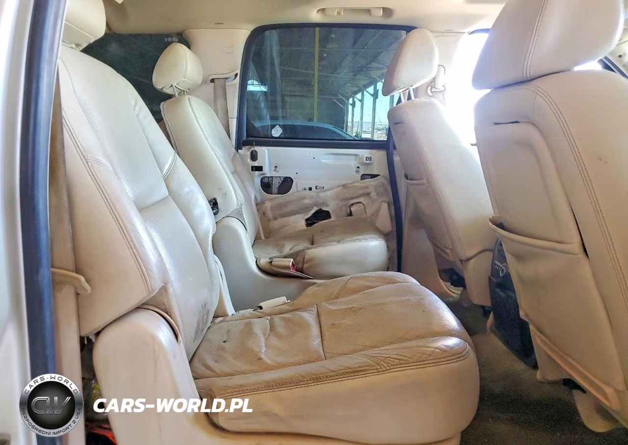 2008 Cadillac Escalade Esv VIN:1GYFK66808R245838 - 11