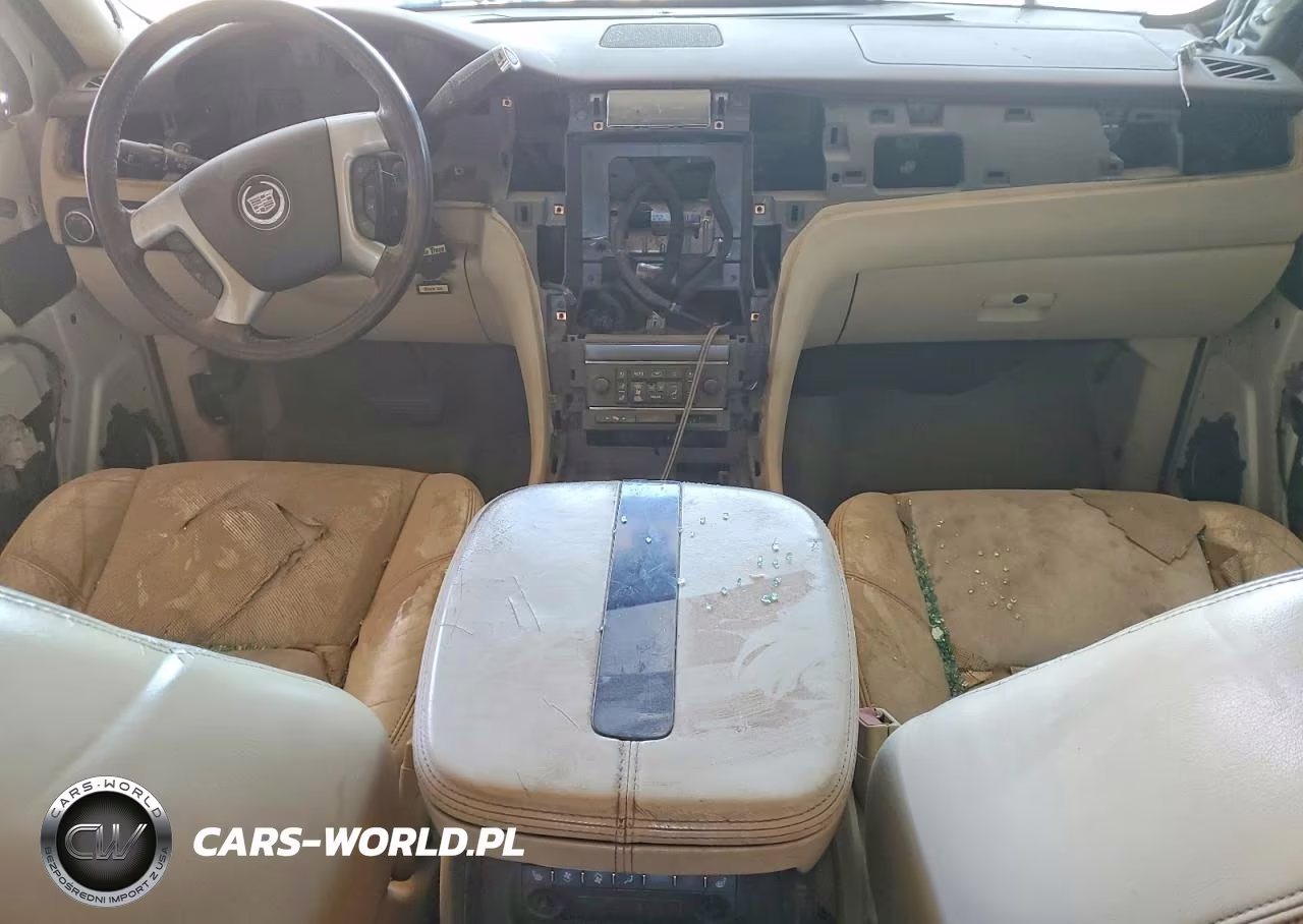 2008 Cadillac Escalade Esv VIN:1GYFK66808R245838 - 8