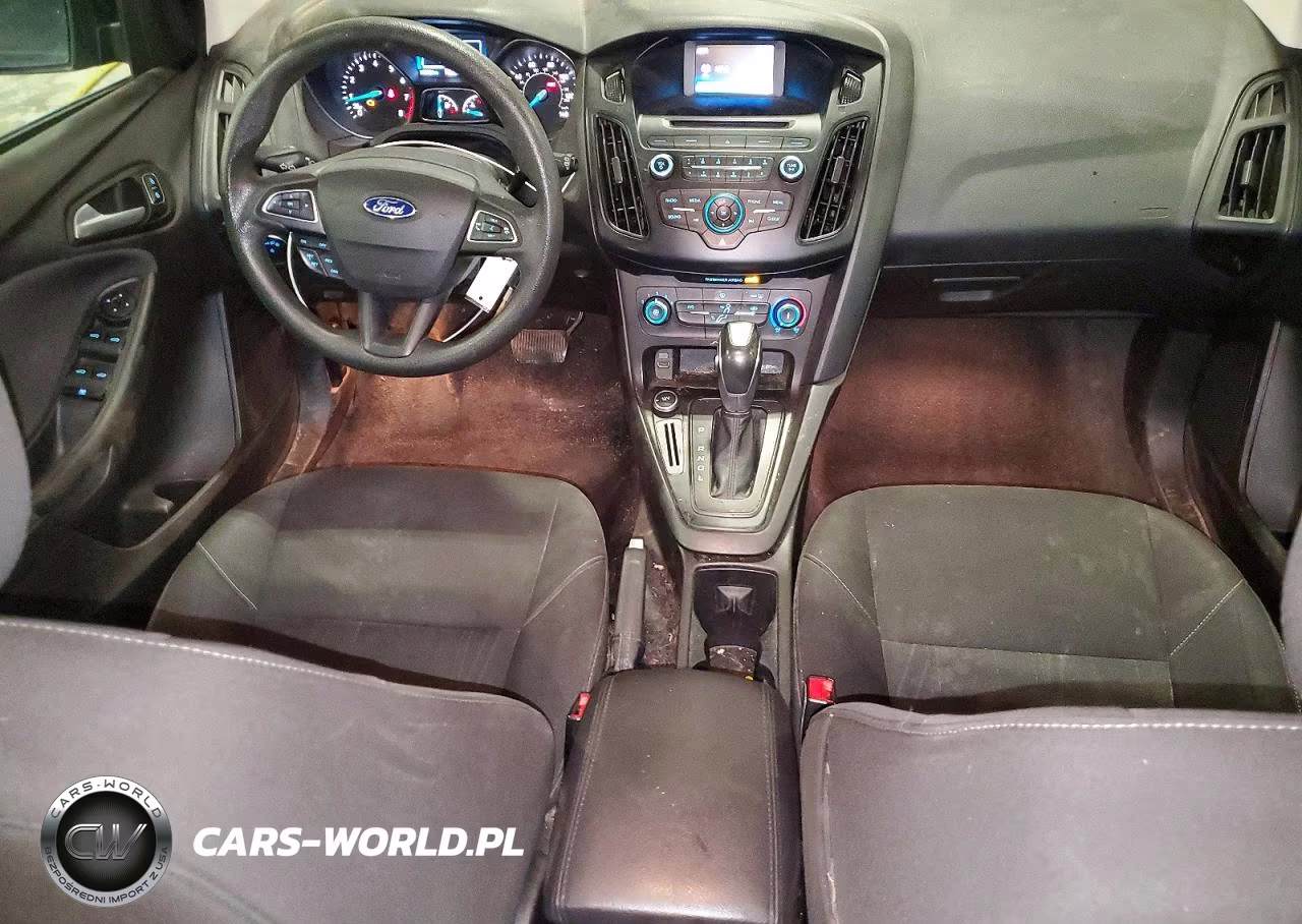 2015 Ford Focus Se VIN:1FADP3K21FL308031 - 8