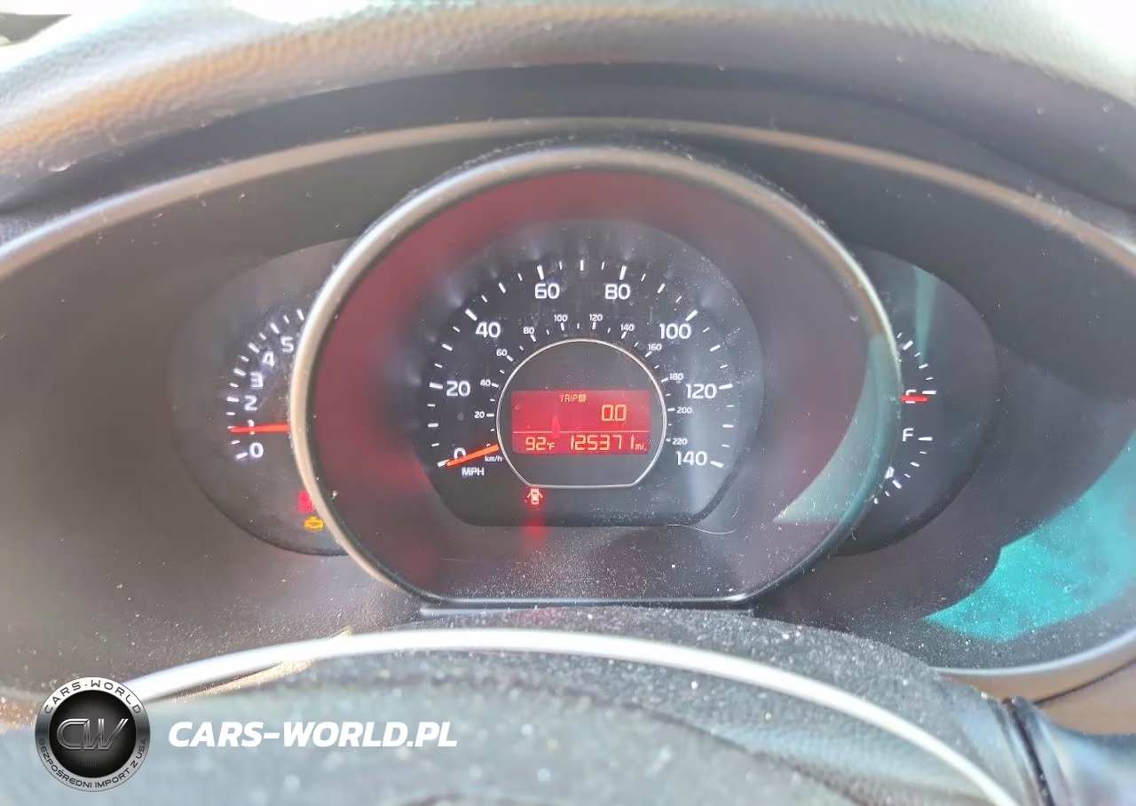 2014 Kia Soul Base VIN:KNDJN2A26E7011598 - 9
