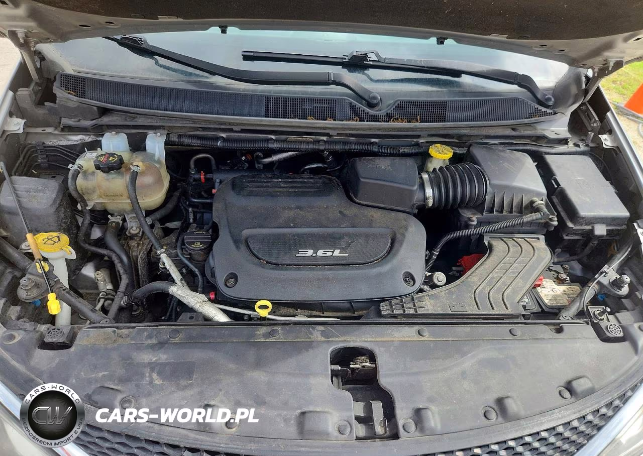 2018 Chrysler Pacifica Touring L VIN:2C4RC1BG3JR192830 - 12