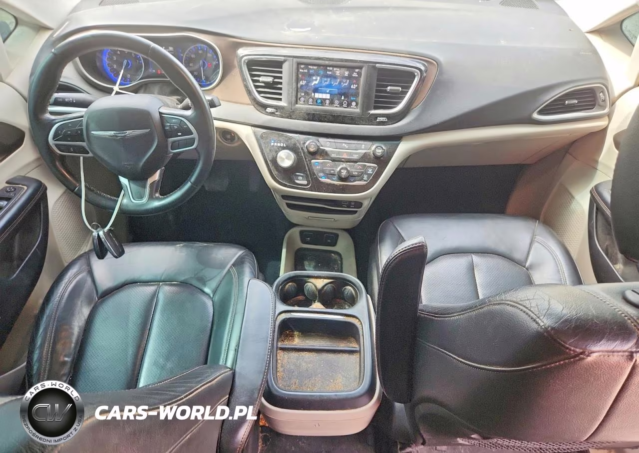 2018 Chrysler Pacifica Touring L VIN:2C4RC1BG3JR192830 - 8