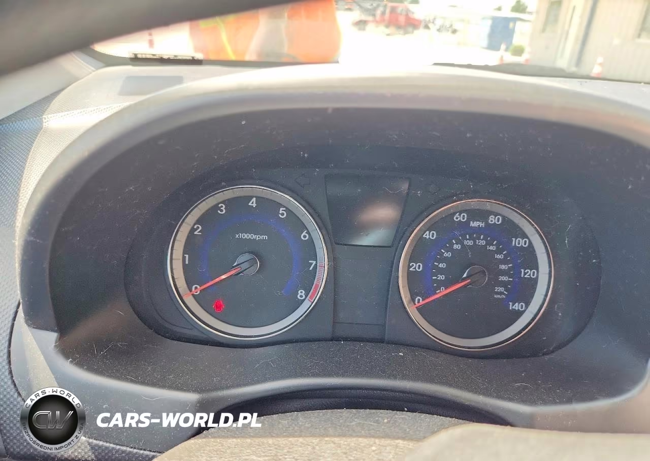 2015 Hyundai Accent Gs VIN:KMHCT5AE2FU213346 - 9