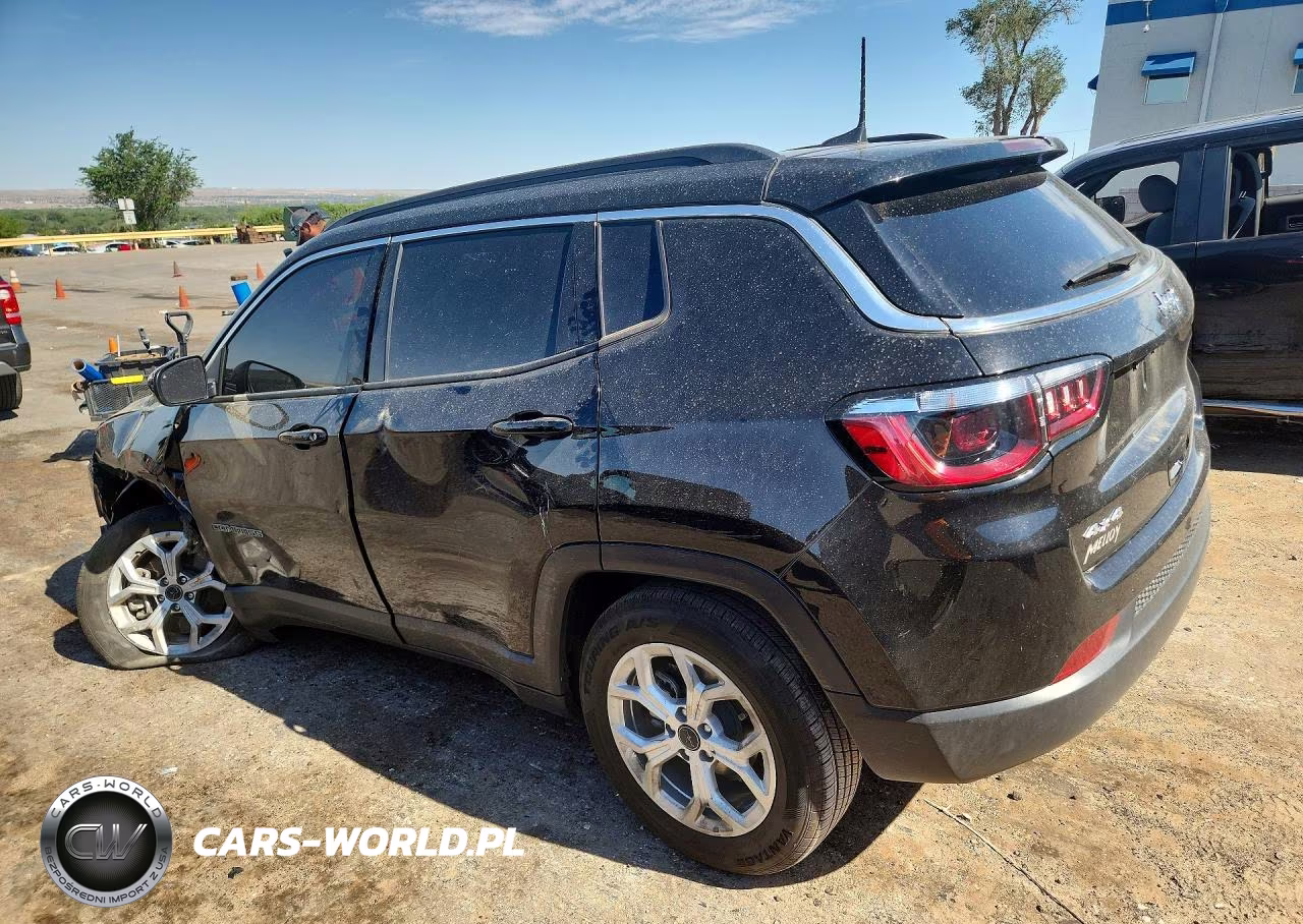 2025 Jeep Compass Latitude VIN:3C4NJDBN2ST524999 - 2