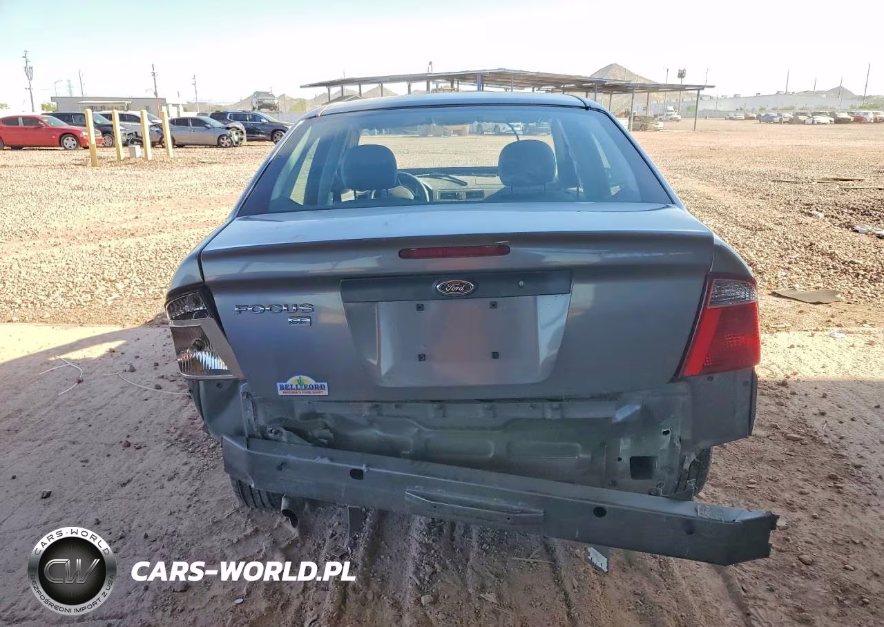 2007 Ford Focus Zx4 VIN:1FAHP34N37W137615 - 6