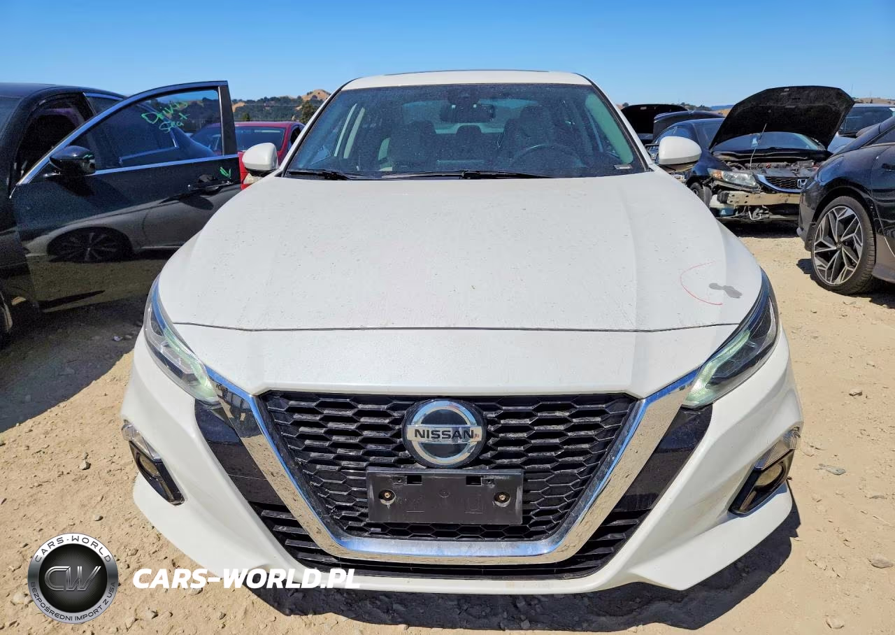 2021 Nissan Altima Platinum VIN:1N4BL4FW9MN307832 - 5