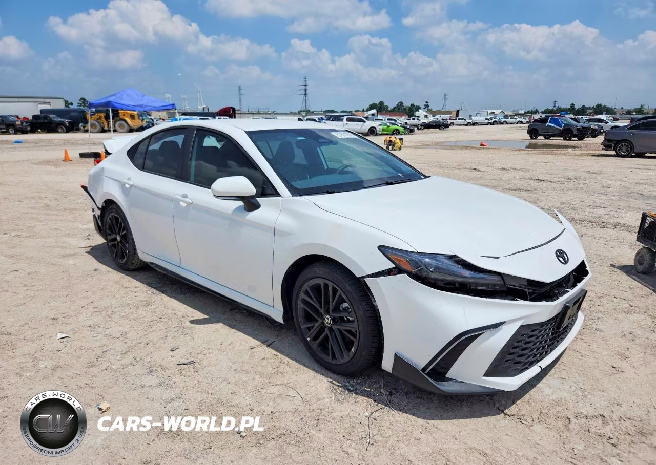 2026 Toyota Camry Se VIN:4T1DAACK5TU712756 - 4