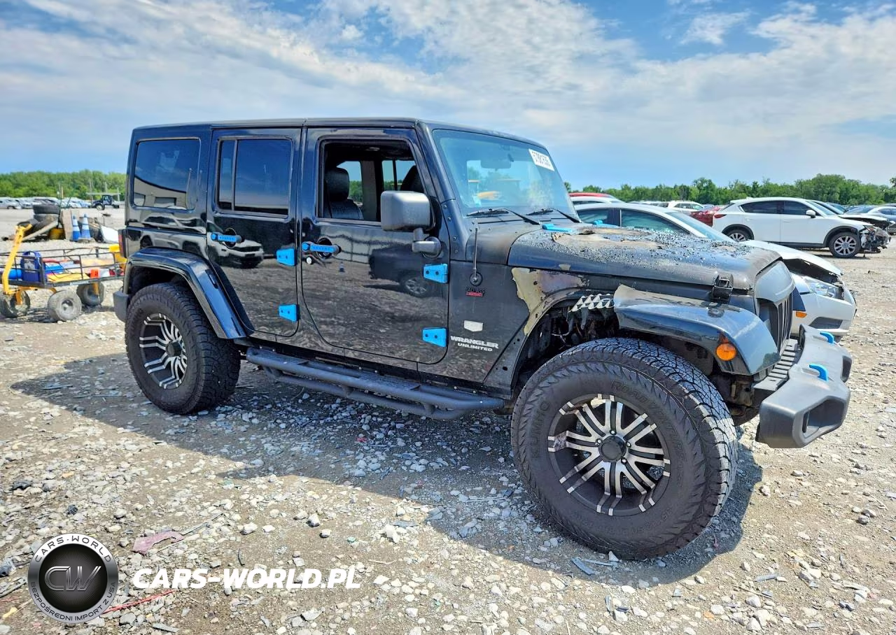 2011 Jeep Wrangler Unlimited Jeep 70Th Anniversary VIN:1J4BA7H13BL590878 - 4