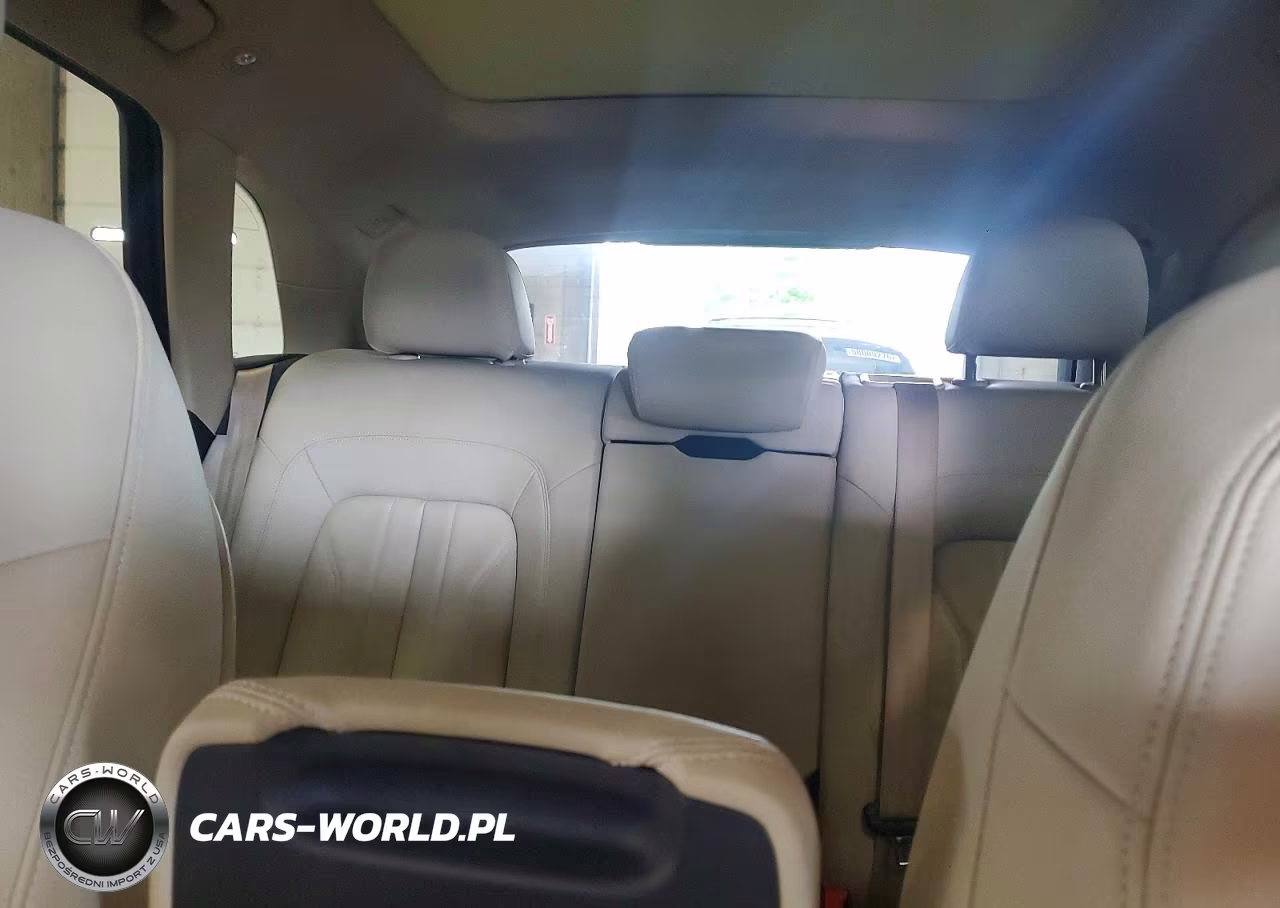 2018 Audi Q5 Premium Plus VIN:WA1BNAFY5J2017910 - 10