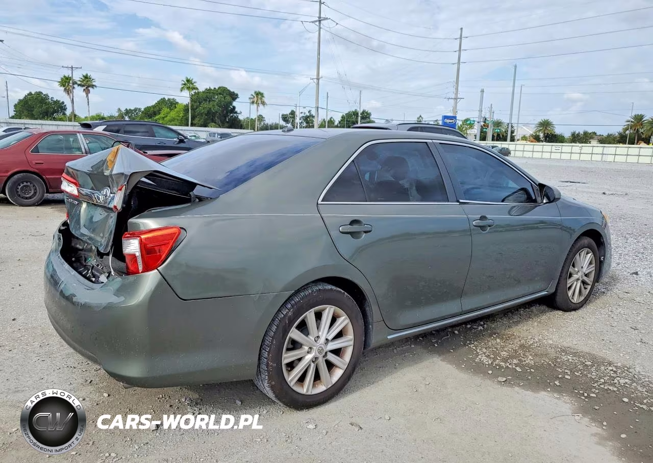 2012 Toyota Camry Xle VIN:4T1BF1FK2CU599773 - 3