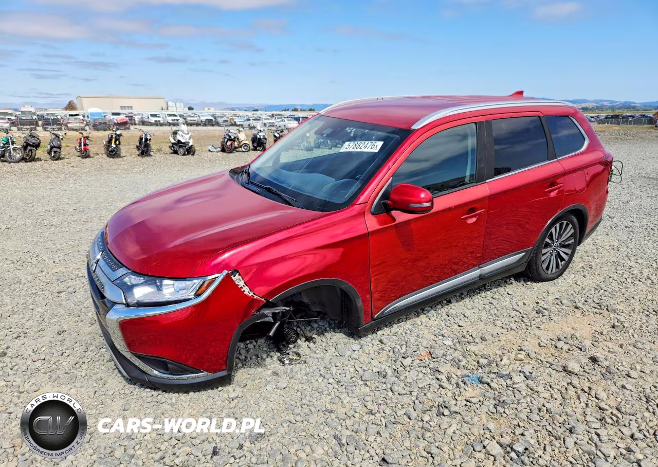2020 Mitsubishi Outlander Se – zdjęcie 1 z 13