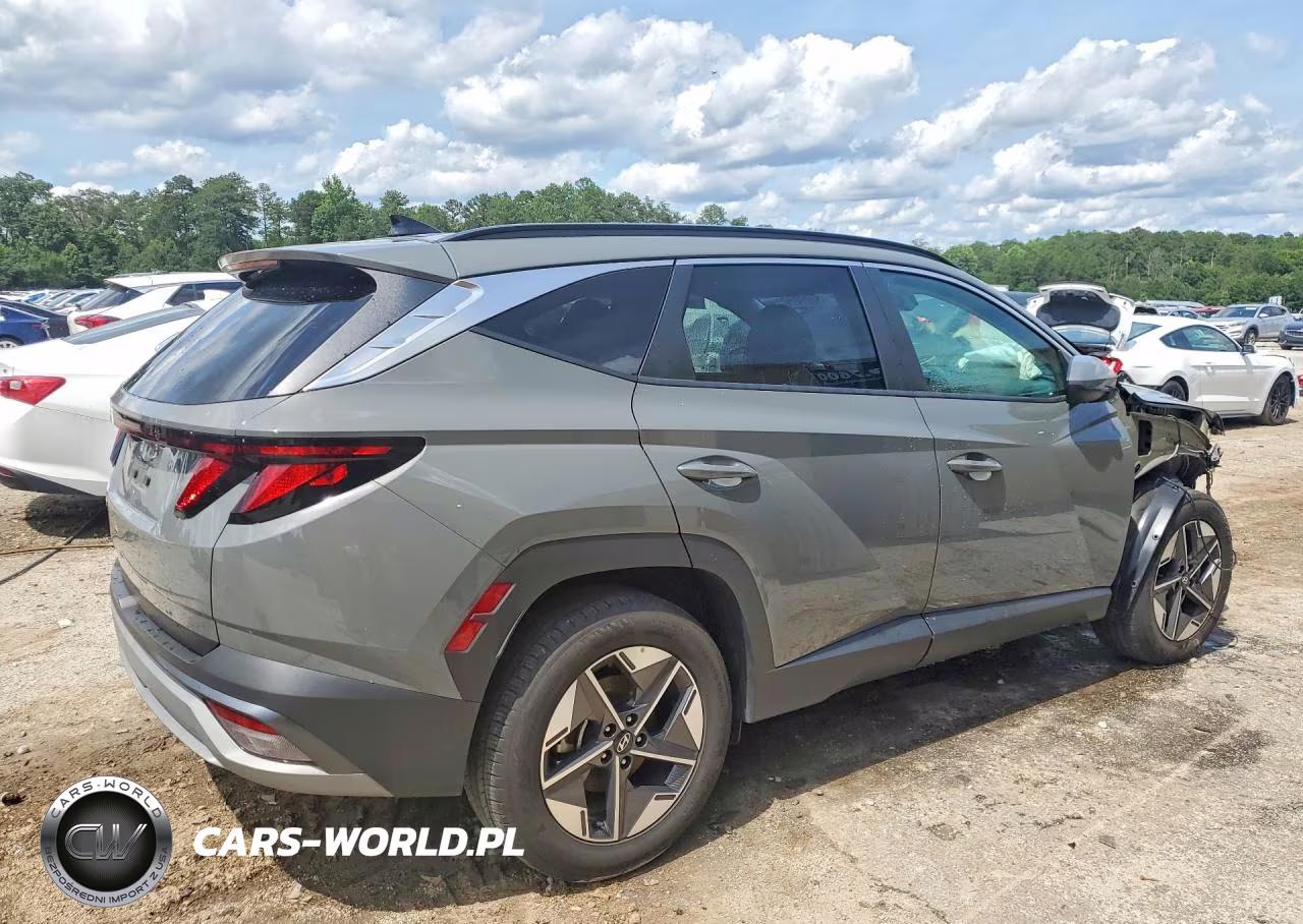 2025 Hyundai Tucson Sel VIN:5NMJB3DE2SH565889 - 3