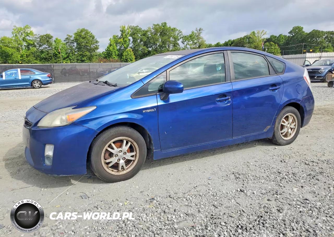 2011 Toyota Prius Three – zdjęcie 1 z 12