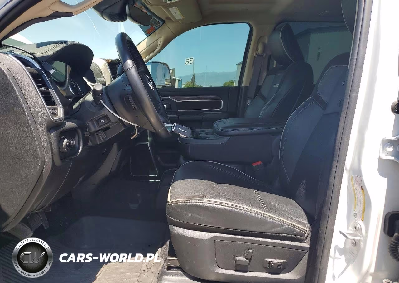2020 Ram 3500 VIN:3C63R3JL4LG233772 - 7