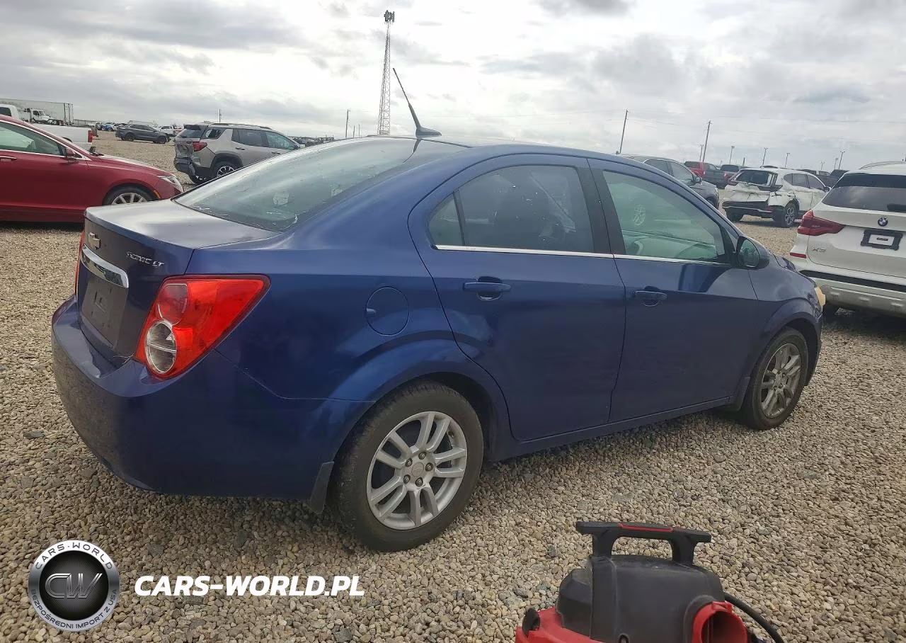 2013 Chevrolet Sonic VIN:1G1JC5SH9D4128661 - 3