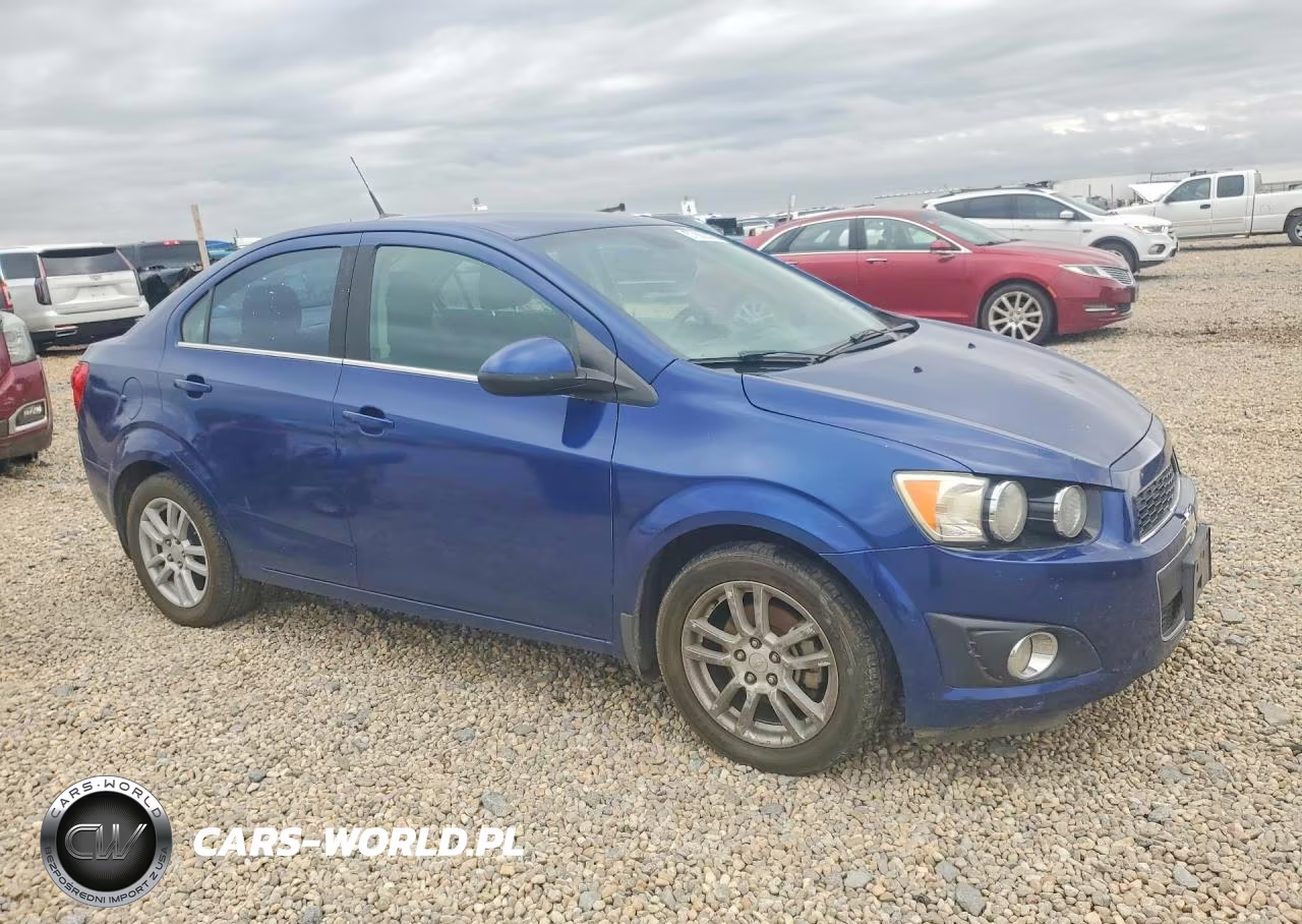 2013 Chevrolet Sonic VIN:1G1JC5SH9D4128661 - 4