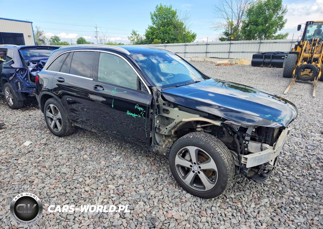 2017 Mercedes-Benz Glc 300 4Matic VIN:WDC0G4KB1HF178195 - 4