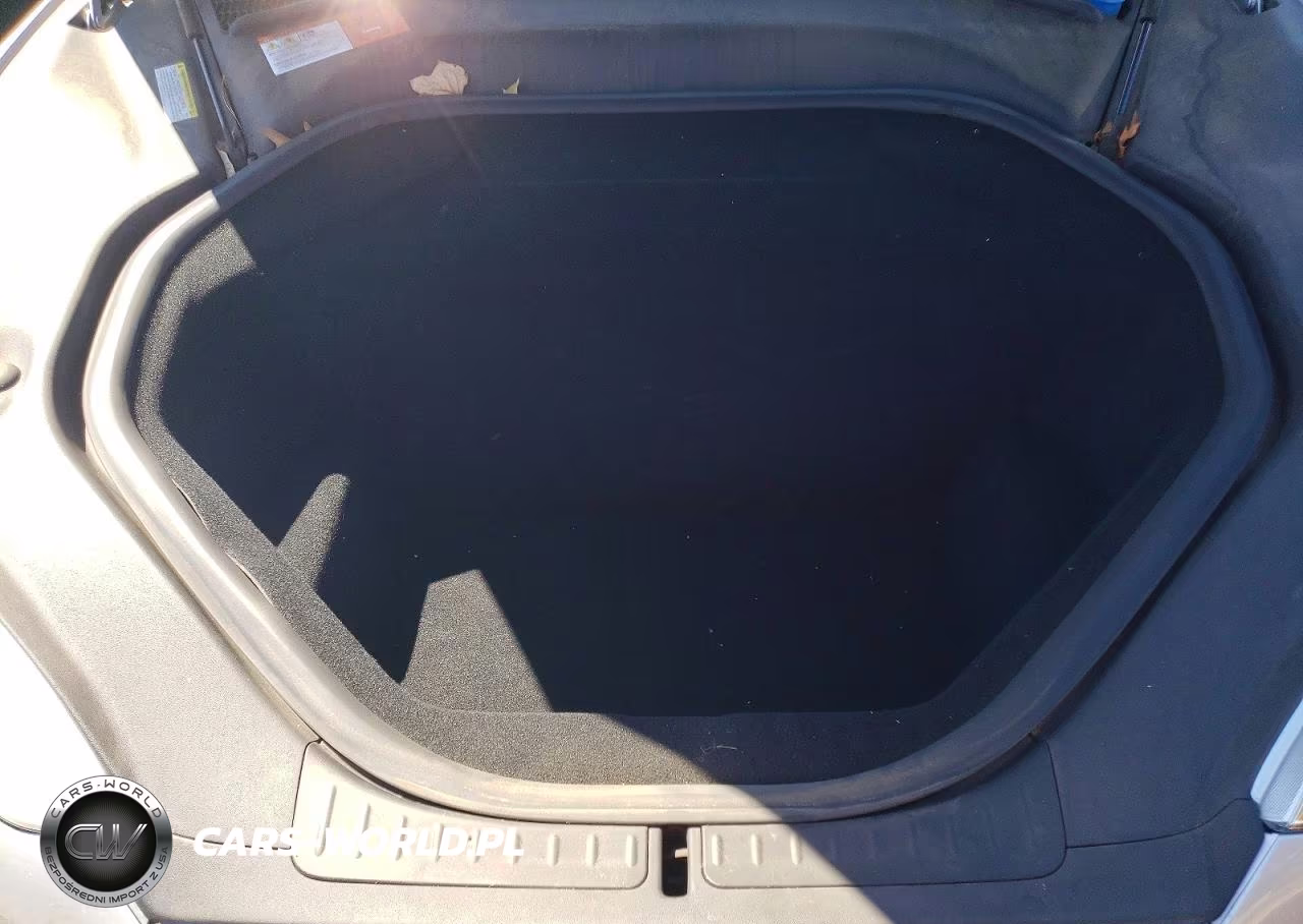 2015 Tesla Model S VIN:5YJSA1E24FF112932 - 11
