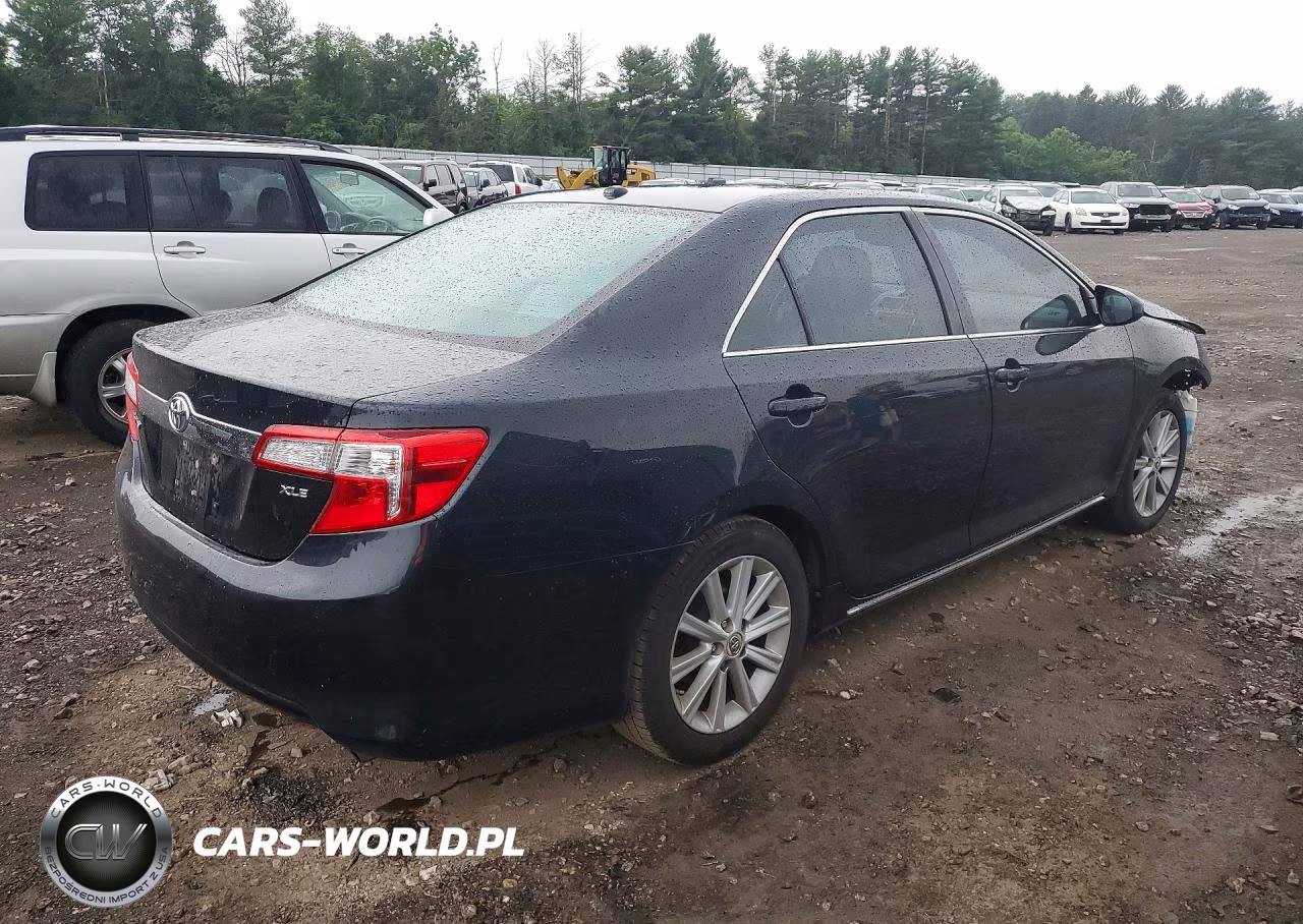 2012 Toyota Camry Xle VIN:4T4BF1FK3CR206272 - 3