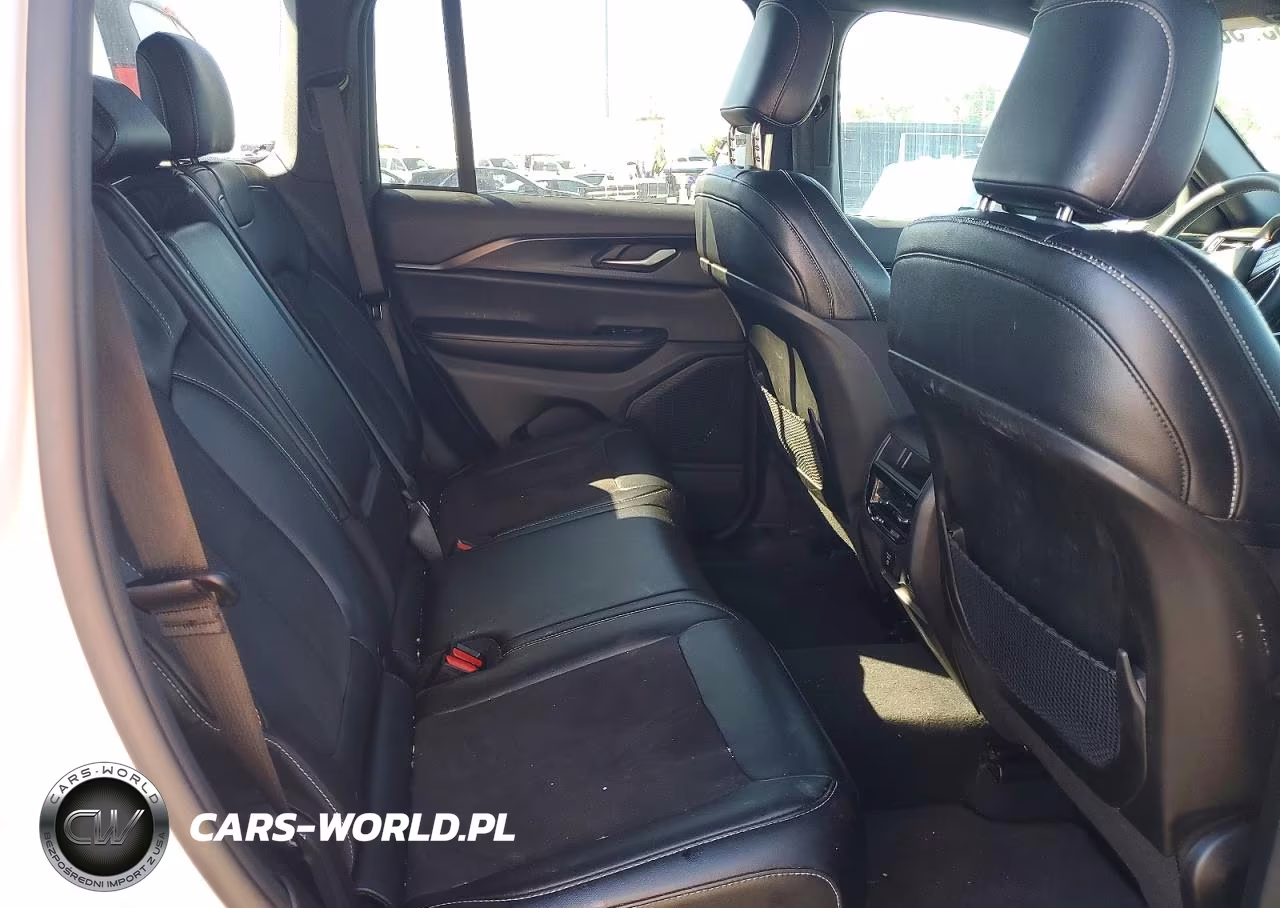 2024 Jeep Grand Cherokee Laredo VIN:1C4RJHAGXRC218327 - 11