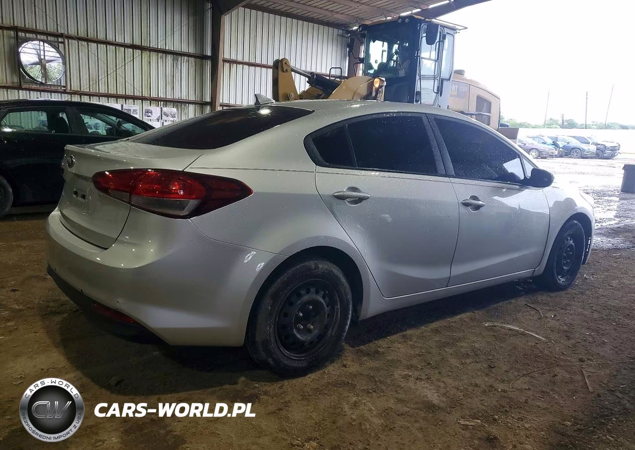2018 KIA FORTE LX VIN:3KPFK4A70JE209884 - 3
