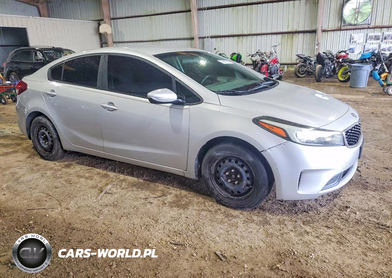 2018 KIA FORTE LX VIN:3KPFK4A70JE209884 - 4