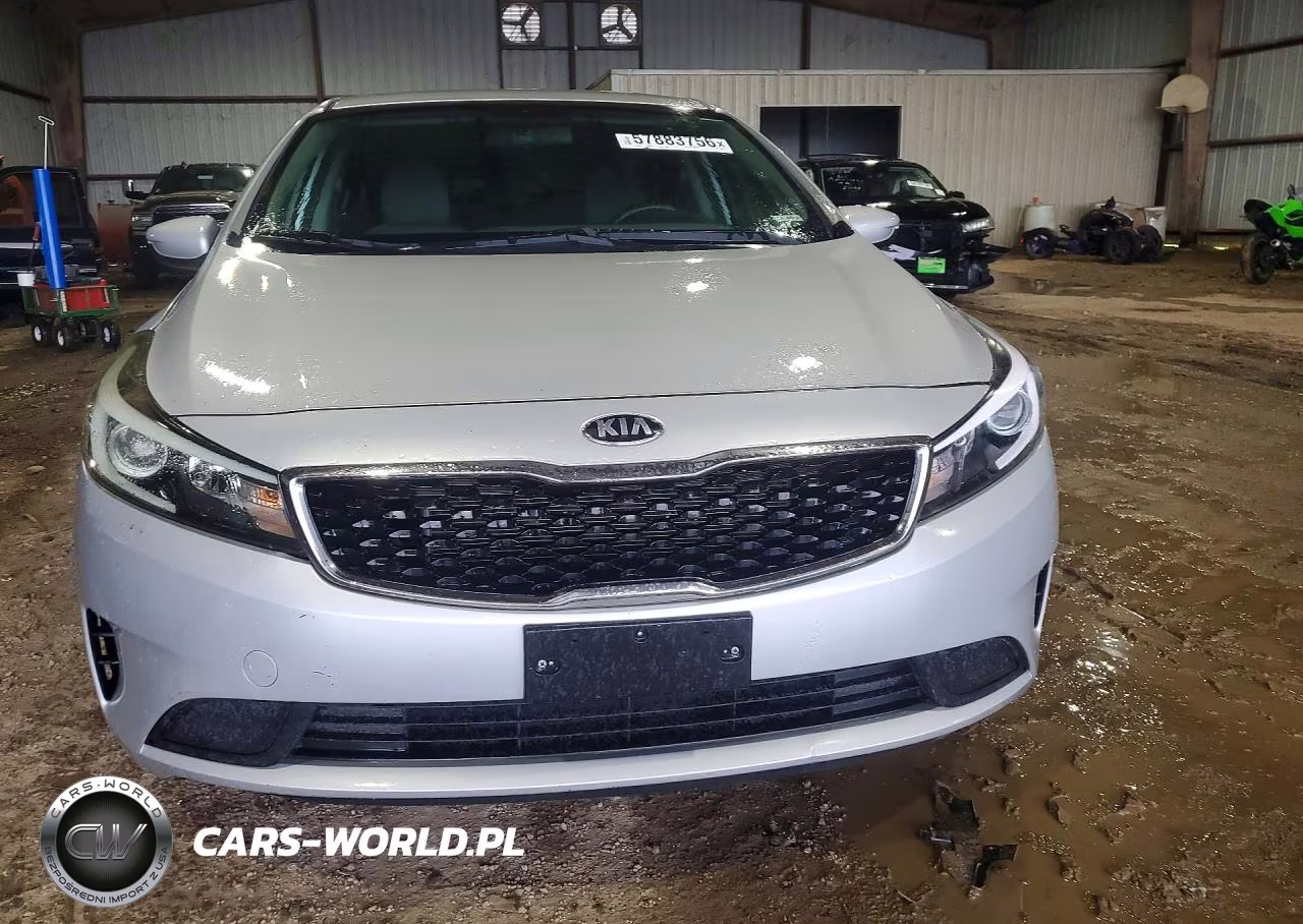 2018 KIA FORTE LX VIN:3KPFK4A70JE209884 - 5