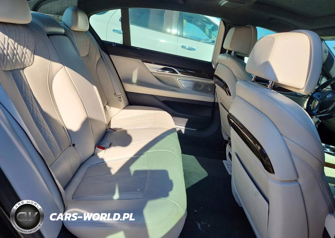 2018 BMW 750 I VIN:WBA7F0C54JGM22962 - 10